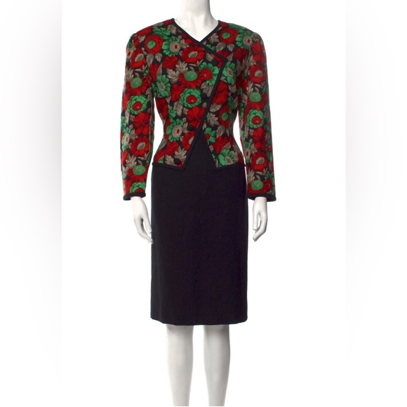 Vintage Dresses & Skirts - Vintage early 1980s Adele Simpson Black Floral Print Red & Green Sheath Dress 14